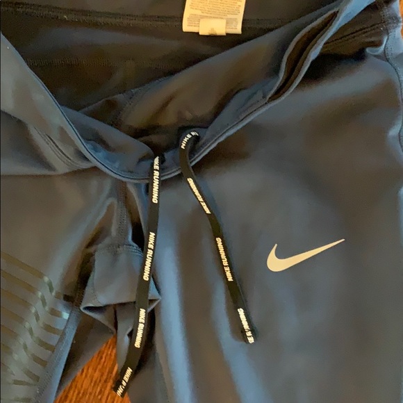 Nike Dri-Fit Leggings - Picture 4 of 8